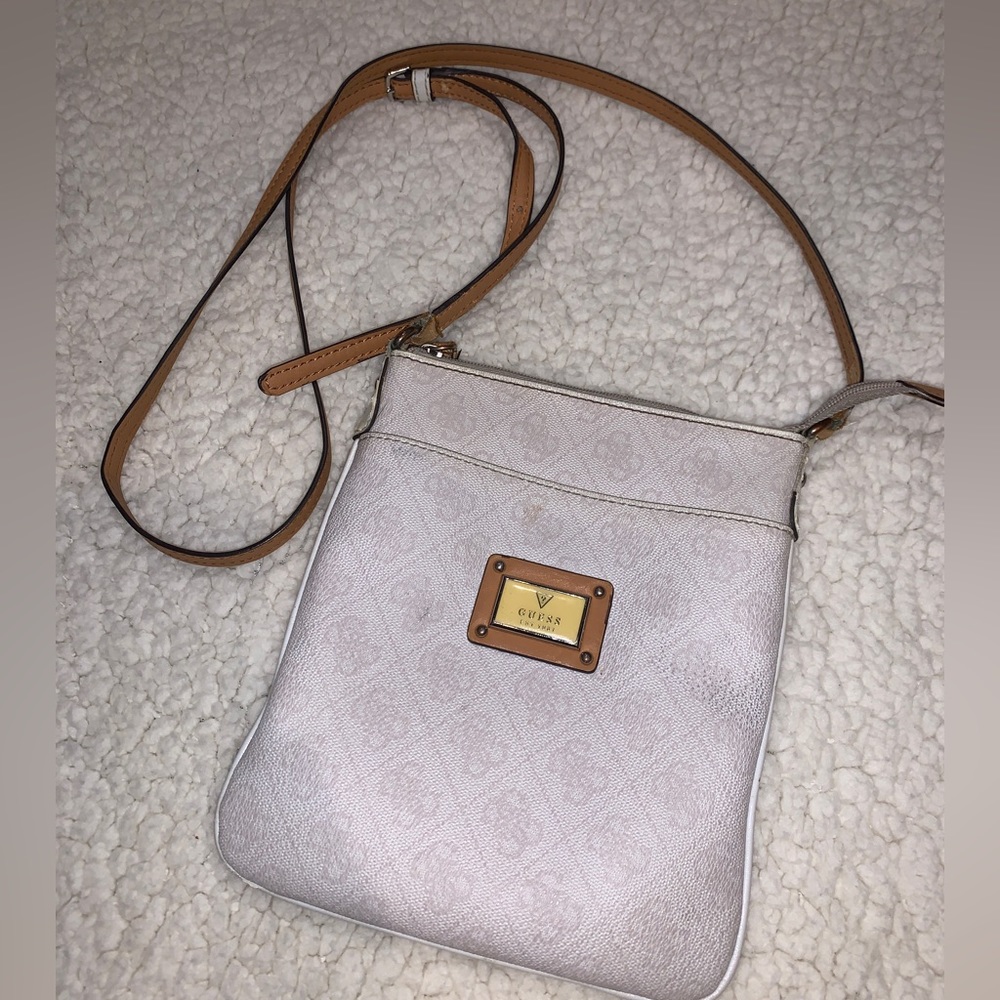 Guess Crossbody Bag - White and Tan Y2K Purse